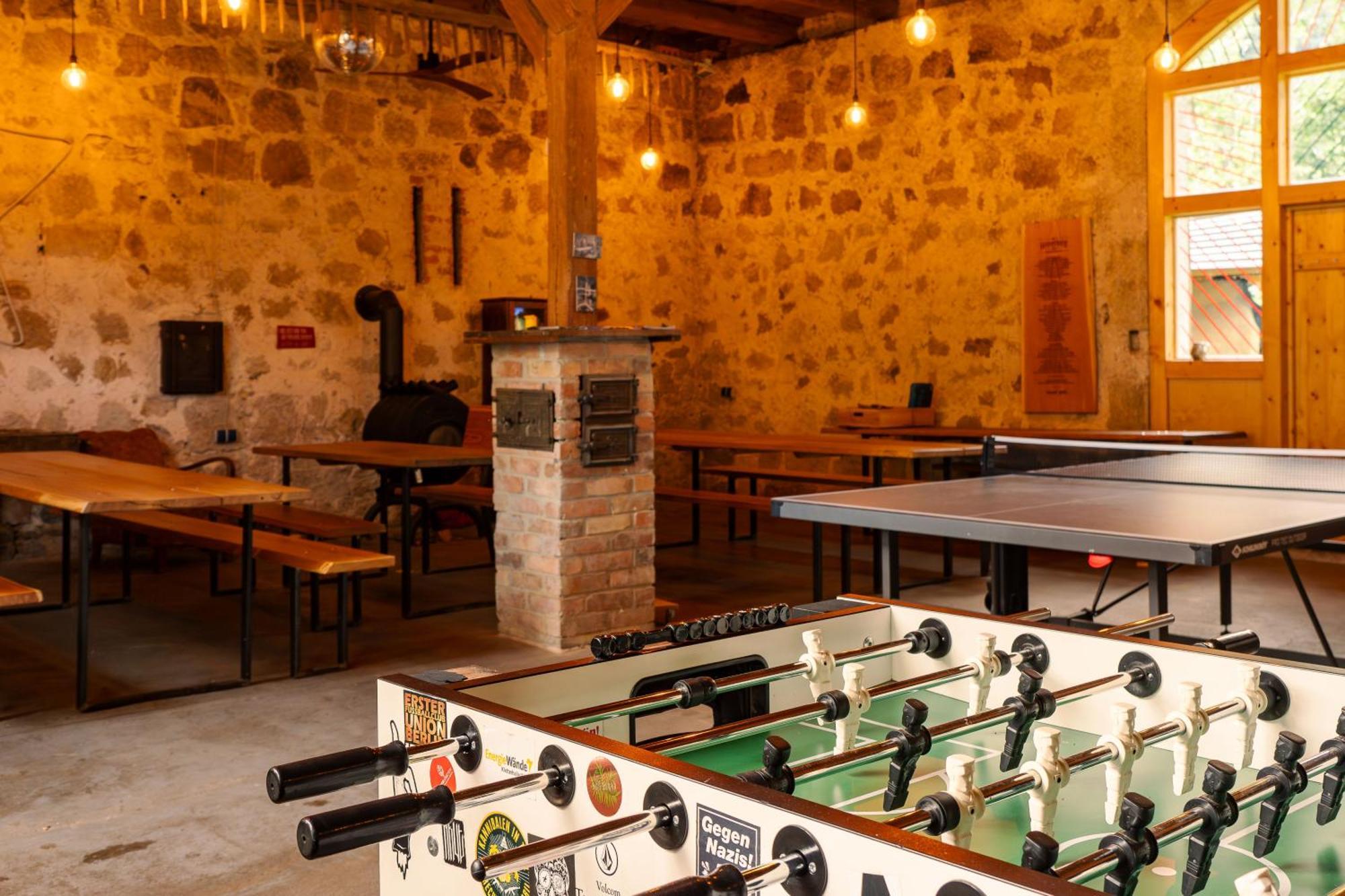 ראטן Hinterland Hostel מראה חיצוני תמונה